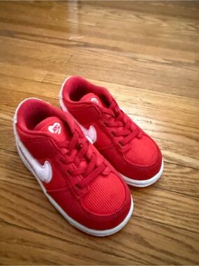 Nike Dunk Low Toddler (TD) "Valentine's Day"  toddler 7.5